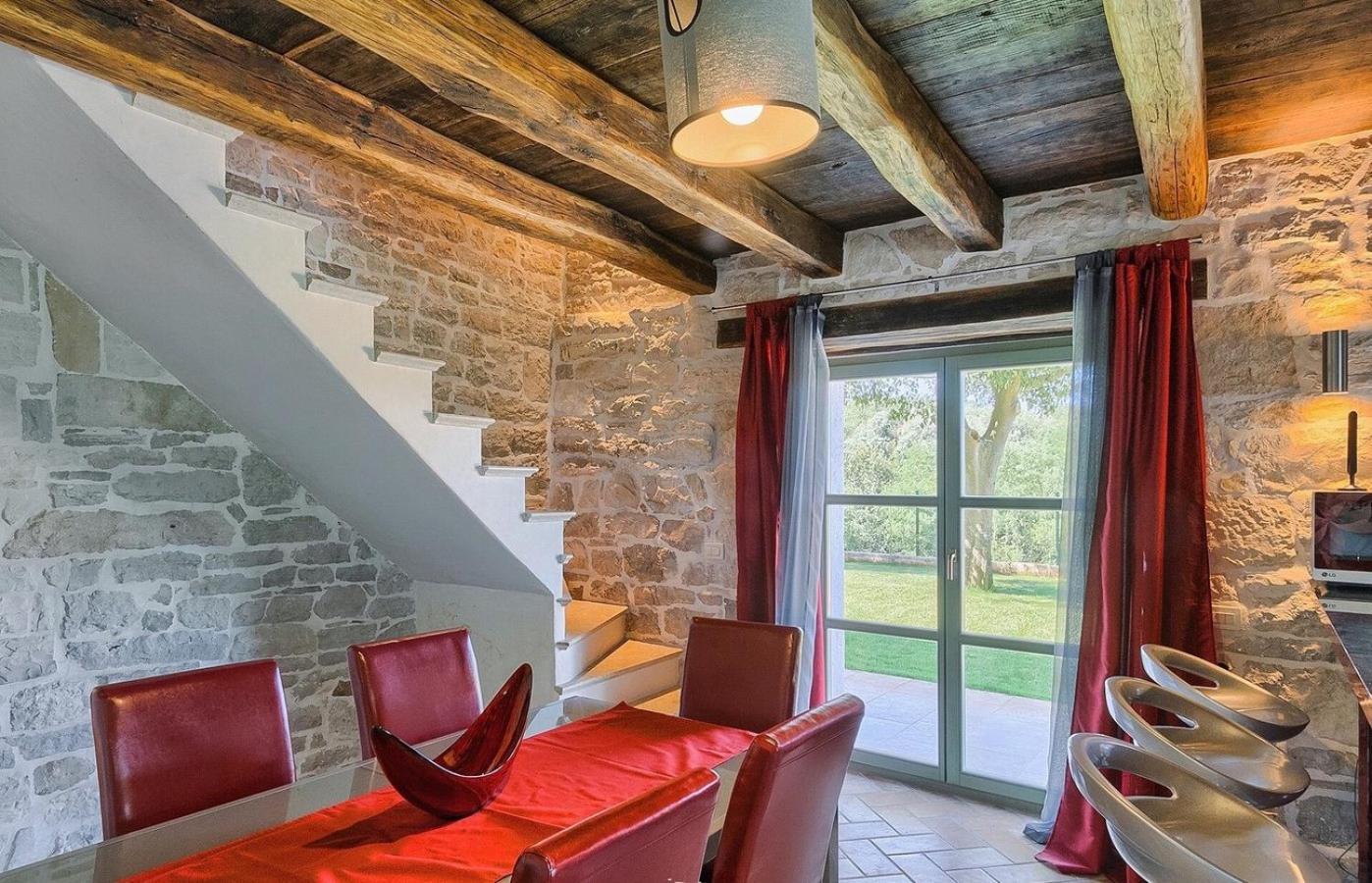 Villa Zvonar Near Motovun With Large Pool And Whirlpool Rakotule Экстерьер фото