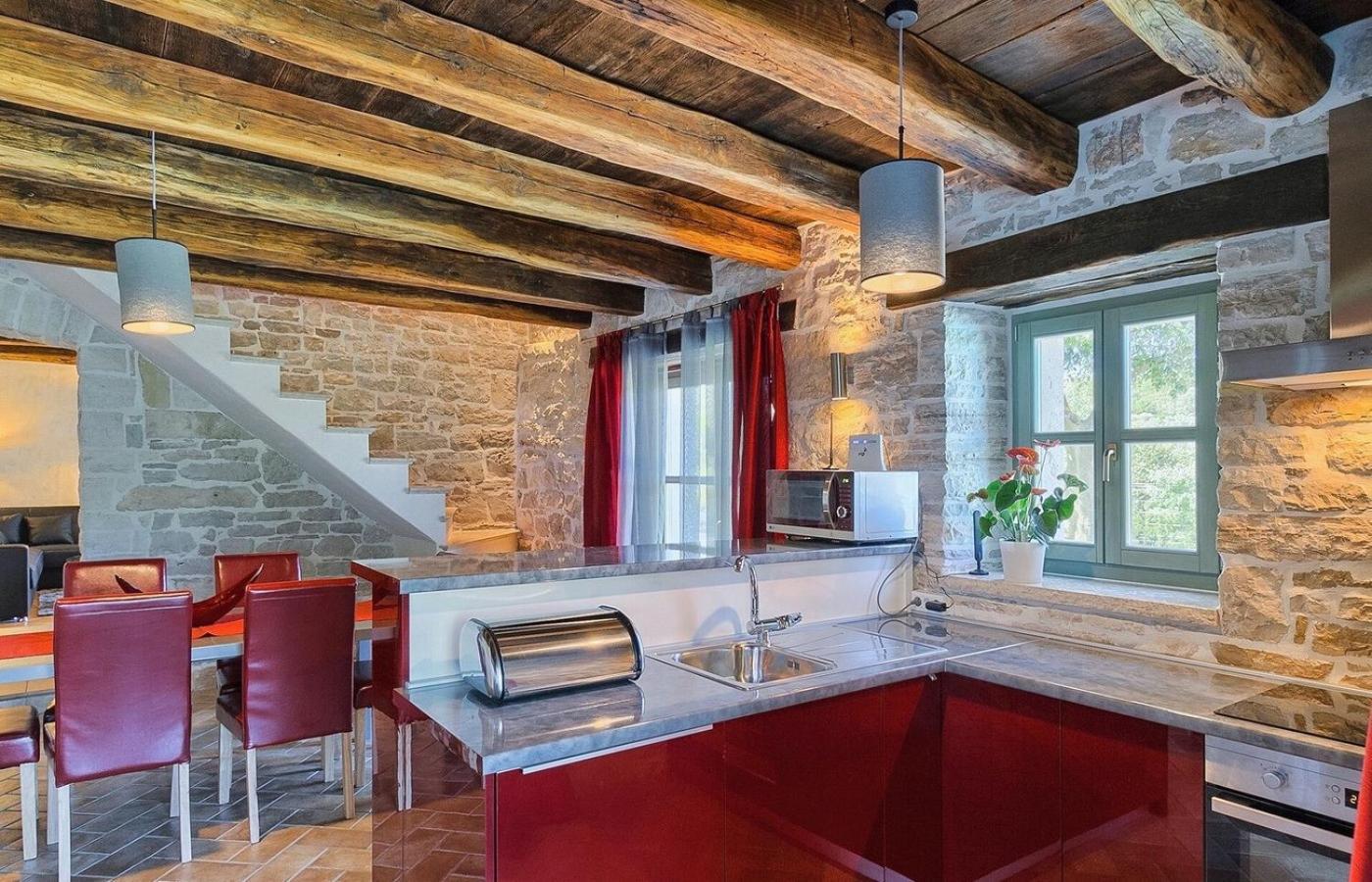 Villa Zvonar Near Motovun With Large Pool And Whirlpool Rakotule Экстерьер фото
