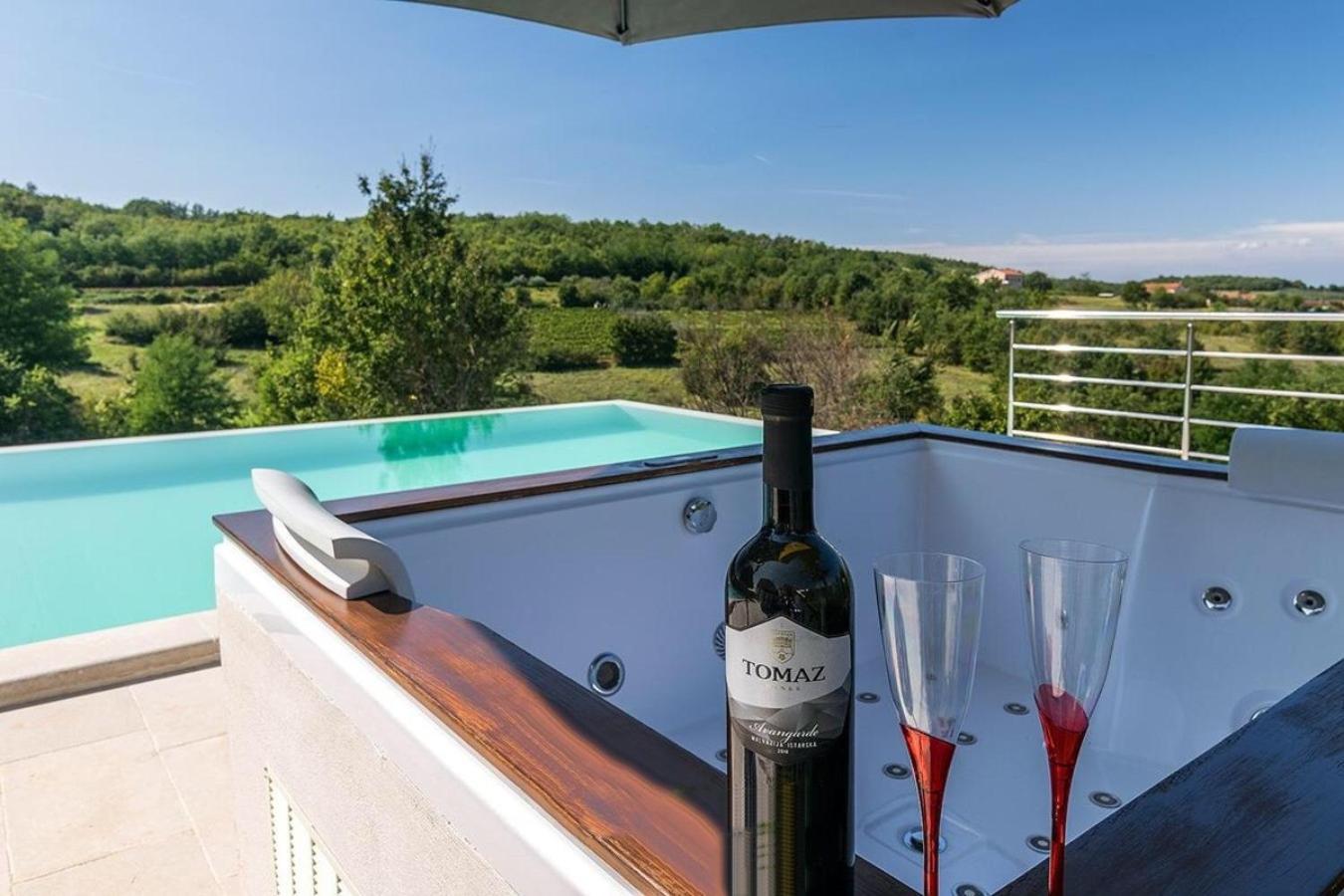 Villa Zvonar Near Motovun With Large Pool And Whirlpool Rakotule Экстерьер фото
