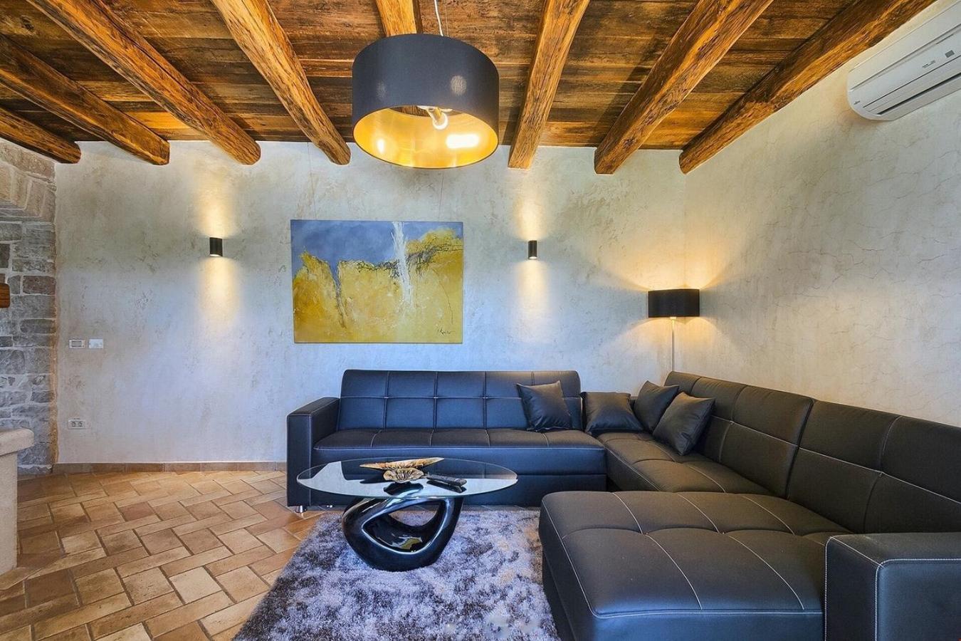 Villa Zvonar Near Motovun With Large Pool And Whirlpool Rakotule Экстерьер фото