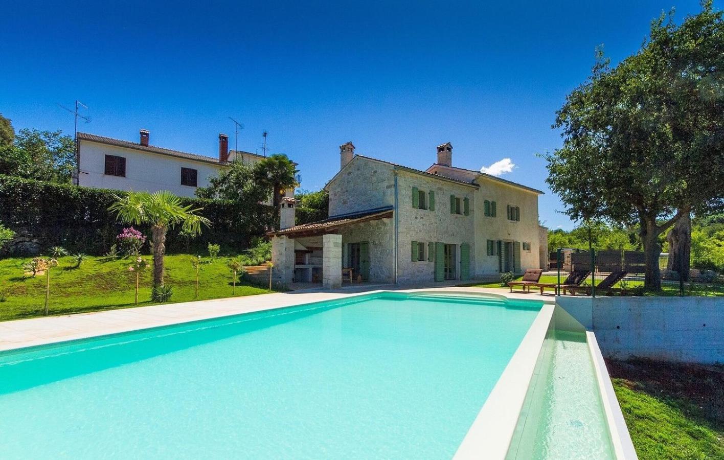 Villa Zvonar Near Motovun With Large Pool And Whirlpool Rakotule Экстерьер фото